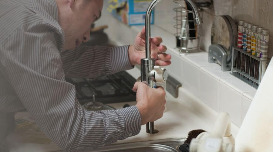 Local tankless water heater installation in Hansen, ID
